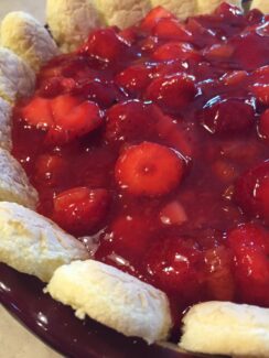 Strawberry Rhubarb Ladyfinger Cream Pie