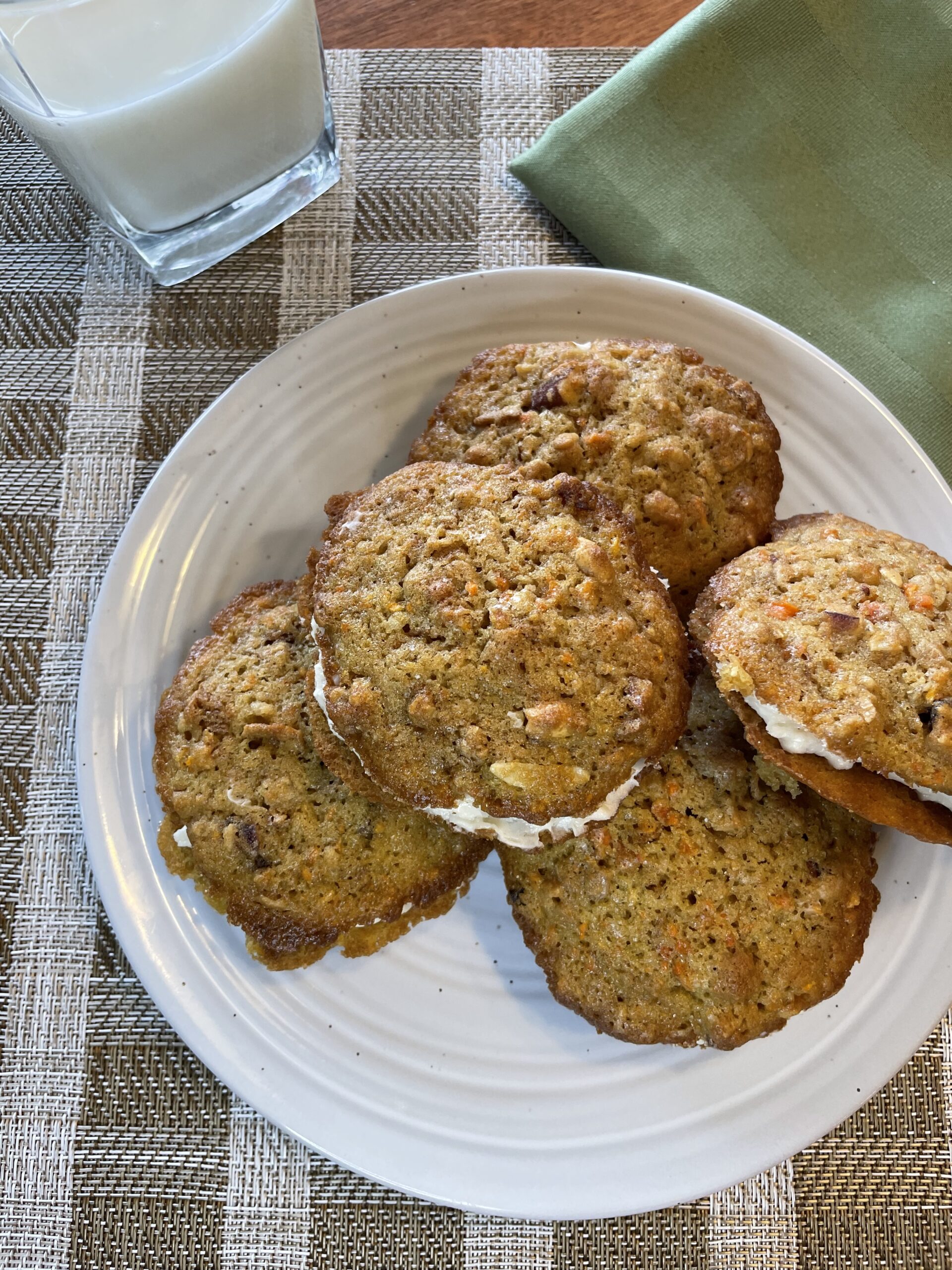 Carrot Cake Sandwich Cookies