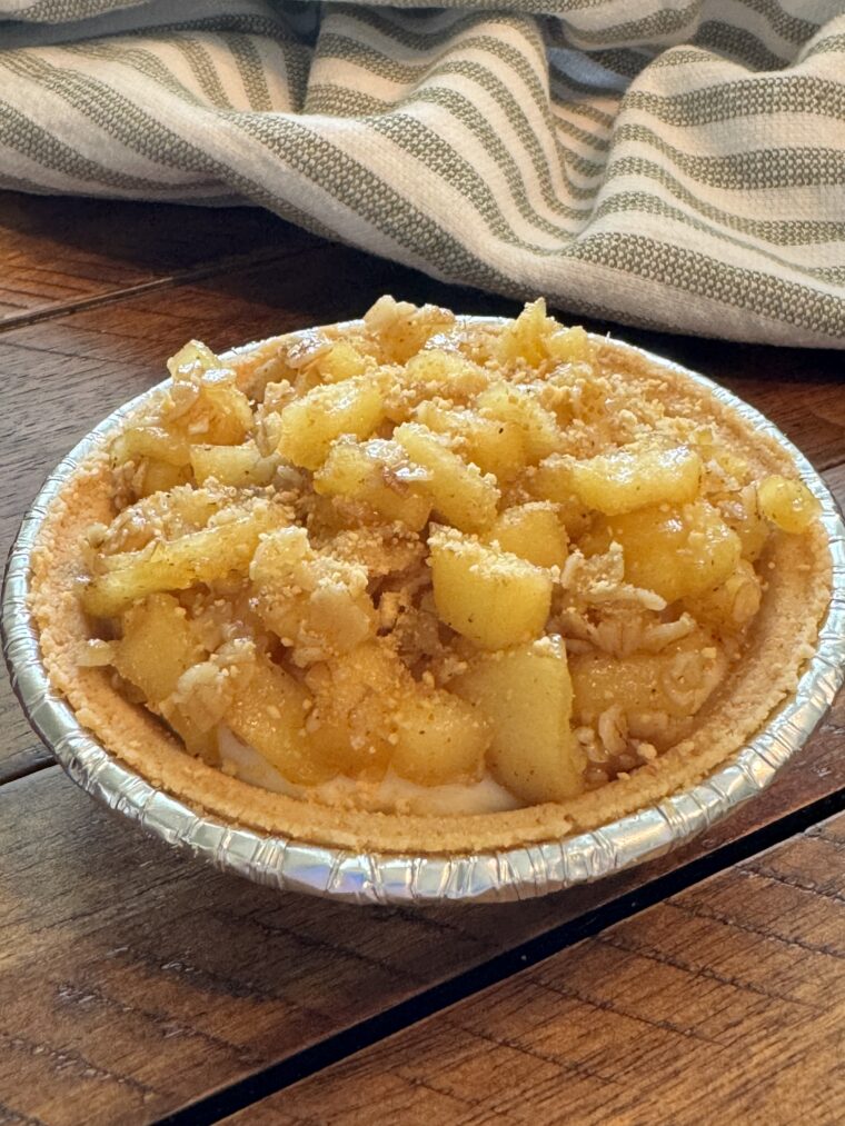 Apple Cinnamon Cream Tarts