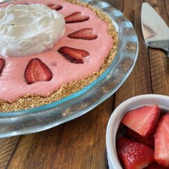 Strawberry Pretzel Pie